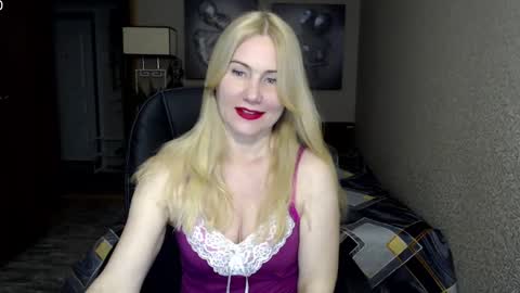 Snapshot of _night_fantasy_ chatting on 17, 2, 2025 Donella online show from 17, 2, 2025