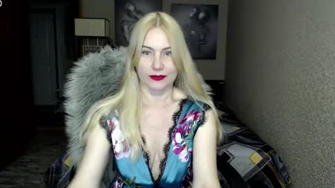 Snapshot of _night_fantasy_ chatting on 10, 3, 2025 Donella online show from 10, 3, 2025