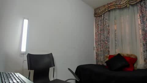 Snapshot of _niki21 chatting on 8, 2, 2025 Niki online show from 8, 2, 2025