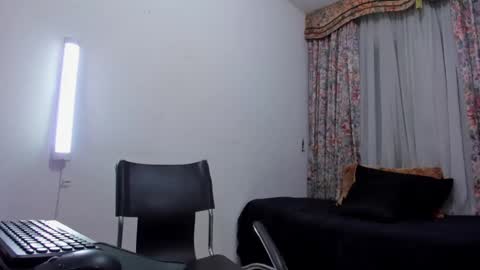 Snapshot of _niki21 chatting on 13, 2, 2025 Niki online show from 13, 2, 2025