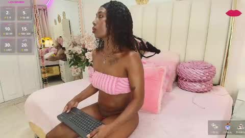  ninafox online show from 5, 6, 2026