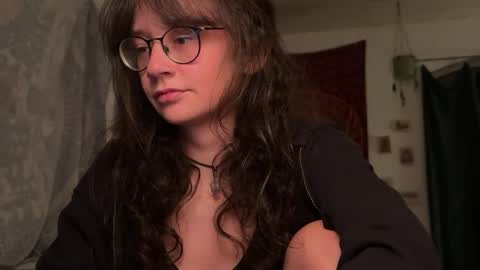 Mila online show from 18, 5, 2026