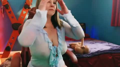 Snapshot of _our_dirty_little_secret chatting on 23, 2, 2025  our dirty little secret online show from 23, 2, 2025