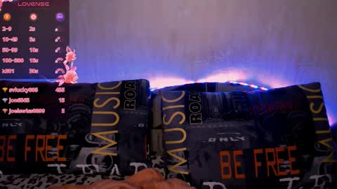 Snapshot of _pando4ka_ chatting on 20, 10, 2025  pando4ka  online show from 20, 10, 2025