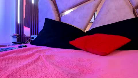 Snapshot of _paula_69 chatting on 14, 3, 2026 Pau online show from 14, 3, 2026