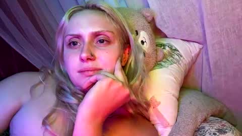 Snapshot of _peaceoutgirlscout_ chatting on 12, 9, 2025 _peaceoutgirlscout_ online show from 12, 9, 2025