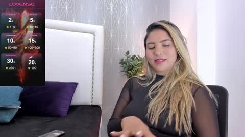 Snapshot of _peach1_ chatting on 21, 1, 2025  peach1  online show from 21, 1, 2025