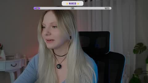 Snapshot of _penisflytrap_ chatting on 28, 10, 2025 Viktoria online show from 28, 10, 2025