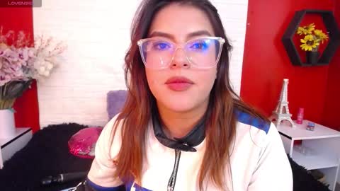 Laura online show from 8, 10, 2025