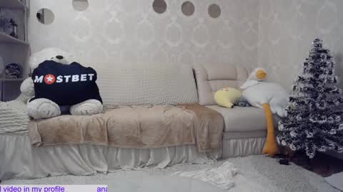 Snapshot of _pretty_fox_ chatting on 9, 12, 2024 _pretty_fox_ online show from 9, 12, 2024