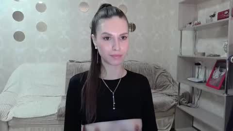 Snapshot of _pretty_fox_ chatting on 1, 10, 2025 _pretty_fox_ online show from 1, 10, 2025