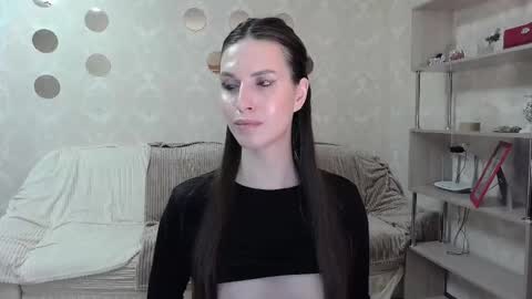 Snapshot of _pretty_fox_ chatting on 21, 10, 2025 _pretty_fox_ online show from 21, 10, 2025