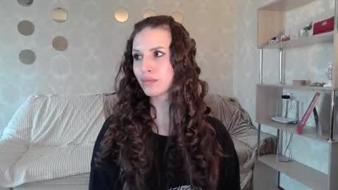 Snapshot of _pretty_fox_ chatting on 28, 10, 2025 _pretty_fox_ online show from 28, 10, 2025