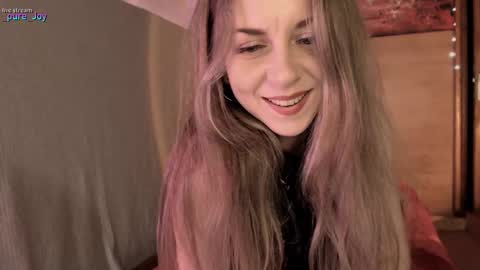 Snapshot of _pure_joy chatting on 21, 12, 2024 Joy online show from 21, 12, 2024