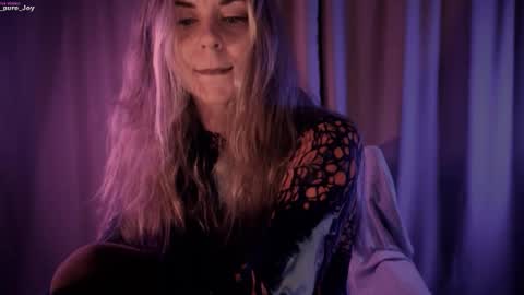 Snapshot of _pure_joy chatting on 16, 9, 2025 Joy online show from 16, 9, 2025