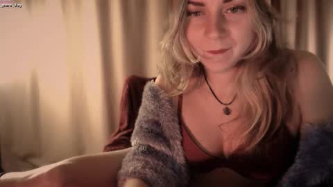 Snapshot of _pure_joy chatting on 21, 10, 2025 Joy online show from 21, 10, 2025