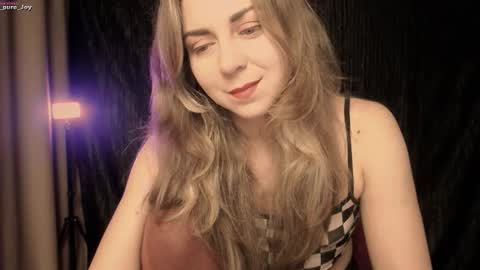 Snapshot of _pure_joy chatting on 1, 11, 2025 Joy online show from 1, 11, 2025