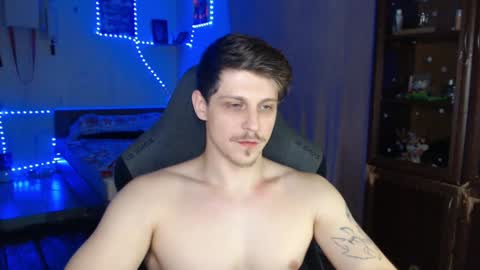 Snapshot of _purrari chatting on 23, 12, 2024 Vampire online show from 23, 12, 2024