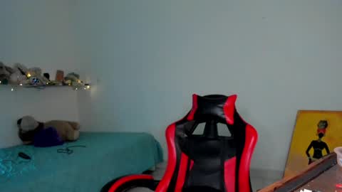 Snapshot of _rachell1 chatting on 6, 6, 2026 Stefany online show from 6, 6, 2026