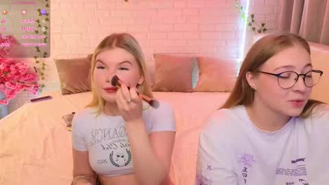 Snapshot of _ramune_ chatting on 12, 10, 2025 Merlizz Eva Jane Mila Nicole  left to right  online show from 12, 10, 2025