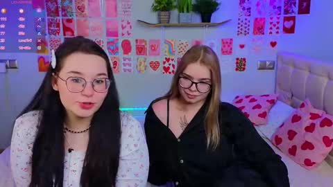 Snapshot of _reverse_gang_ chatting on 28, 2, 2025 LISSAPVT IS OPEN online show from 28, 2, 2025