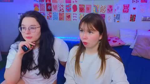 Snapshot of _reverse_gang_ chatting on 1, 3, 2025 LISSAPVT IS OPEN online show from 1, 3, 2025