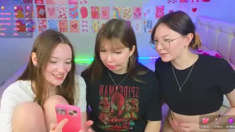 Snapshot of _reverse_gang_ chatting on 6, 3, 2025 LISSAPVT IS OPEN online show from 6, 3, 2025