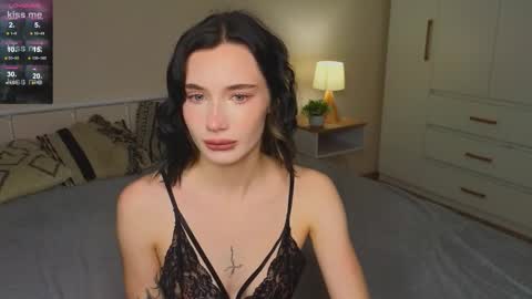 Snapshot of _reverse_gang_ chatting on 5, 10, 2025 LISSAPVT IS OPEN online show from 5, 10, 2025