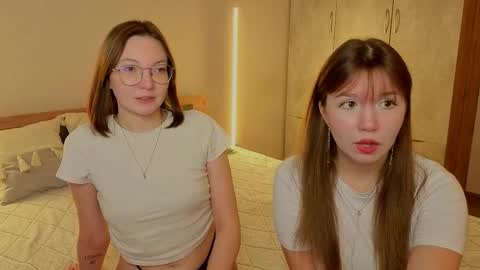 Snapshot of _reverse_gang_ chatting on 11, 10, 2025 LISSAPVT IS OPEN online show from 11, 10, 2025