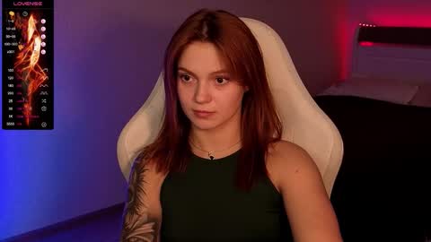 Snapshot of _reverse_gang_ chatting on 13, 10, 2025 LISSAPVT IS OPEN online show from 13, 10, 2025