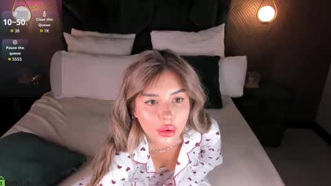 Snapshot of _rora_sim chatting on 24, 9, 2025 _rora_sim online show from 24, 9, 2025