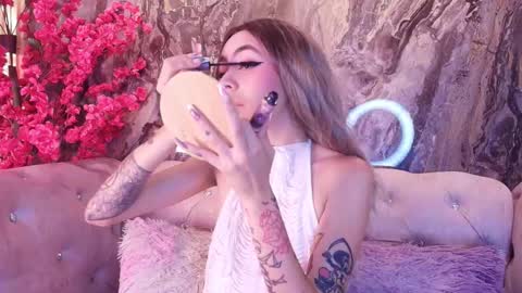 Sabrina online show from 20, 9, 2025