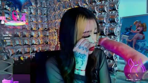 Zacura online show from 19, 9, 2025