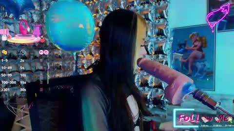 Zacura online show from 8, 10, 2025