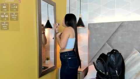 Snapshot of _sammy_fit chatting on 17, 12, 2025 Antonella online show from 17, 12, 2025