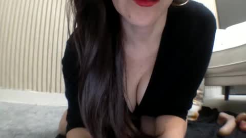 Snapshot of _sansa_ chatting on 1, 3, 2025 Anna online show from 1, 3, 2025