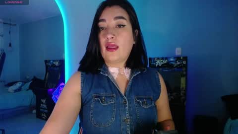  SantaLove  online show from 14, 5, 2026