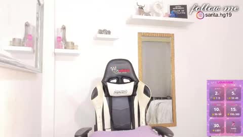 Snapshot of _sara_hernandez chatting on 1, 10, 2025 Sara  intagram online show from 1, 10, 2025