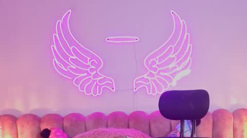 Scarlett online show from 16, 9, 2025