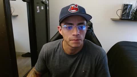 Snapshot of _schnnneider_ chatting on 18, 2, 2026 SCHNEIDER online show from 18, 2, 2026