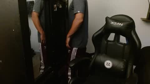 Snapshot of _schnnneider_ chatting on 9, 3, 2026 SCHNEIDER online show from 9, 3, 2026