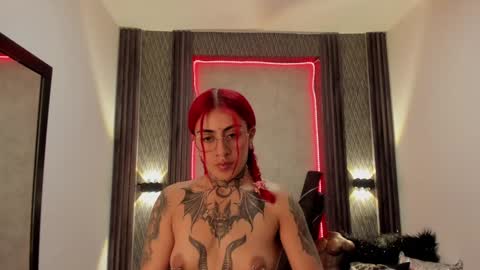 Selene online show from 13, 1, 2025