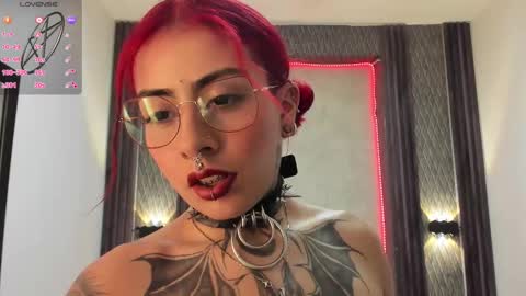 Selene online show from 17, 2, 2025