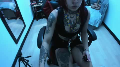 Selene online show from 27, 2, 2025