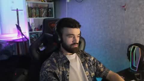 Ask me online show from 26, 9, 2025