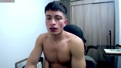 Juan Pablo-independent model online show from 26, 1, 2025