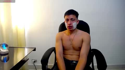 Juan Pablo-independent model online show from 5, 2, 2025