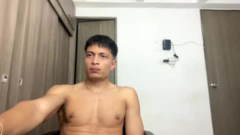 Juan Pablo-independent model online show from 10, 5, 2026