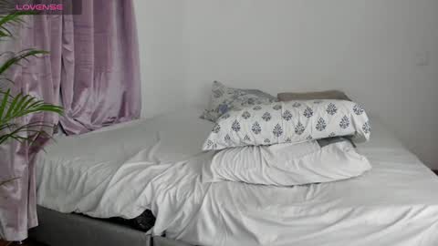 Snapshot of _sexy_star_ chatting on 12, 3, 2025 E T H A N S T A R online show from 12, 3, 2025