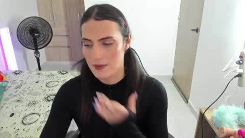 Snapshot of _shantallskinny_ chatting on 2, 7, 2026 Shantall online show from 2, 7, 2026
